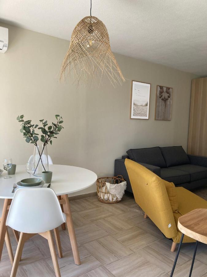 Appartement Cuba Nice Сен-Лоран-дю-Вар Екстериор снимка