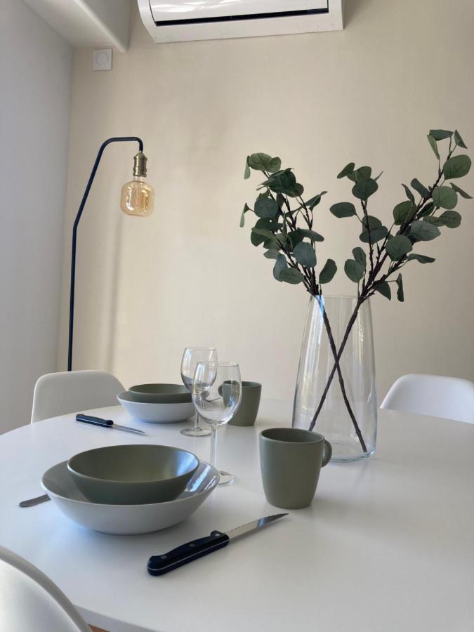 Appartement Cuba Nice Сен-Лоран-дю-Вар Екстериор снимка
